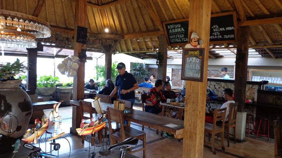 10 Rekomendasi Tempat Hangout di Daerah Bandung Yang Murah dan Bikin Betah Nongkrong 5 10 Rekomendasi Tempat Hangout di Daerah Bandung Yang Murah dan Bikin Betah Nongkrong 5