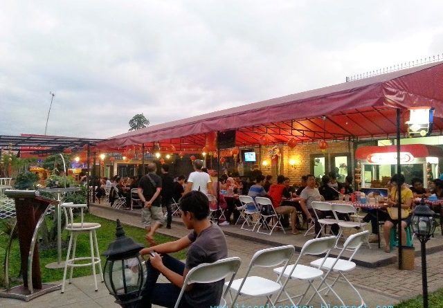 10 Daftar Pilihan Tempat Nongkrong Sambil Dengerin Live Music di Daerah Jakarta Selatan 8