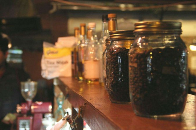 Hangout di Daerah Bintaro, Jangan Lupa Mampir Ke 10 Rekomendasi Tempat Ngopi Paling TOP Ini! 4 Hangout di Daerah Bintaro, Jangan Lupa Mampir Ke 10 Rekomendasi Tempat Ngopi Paling TOP Ini! 4