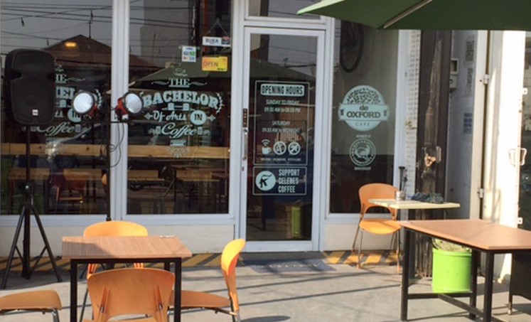 10 Daftar Pilihan Cafe Menarik Daerah Makassar Ini Asik Buat Nongkrong Karena Ada Live Music-nya! 2