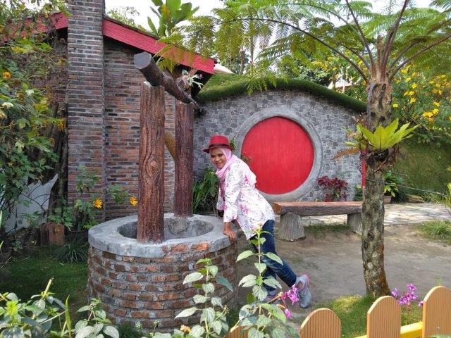 Rumah Hobbit Cangkringan dan Bantul 7