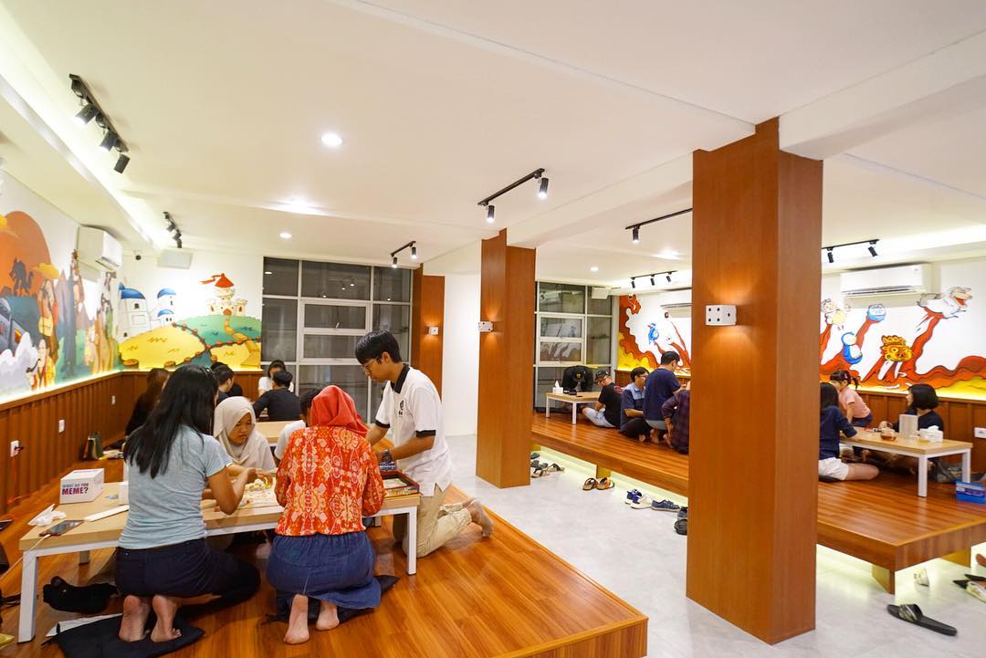 10 Referensi Tempat Nongkrong Super Asik di Daerah Bandung Ini Bisa Bikin Kamu Lupa Waktu! 1 10 Referensi Tempat Nongkrong Super Asik di Daerah Bandung Ini Bisa Bikin Kamu Lupa Waktu! 1