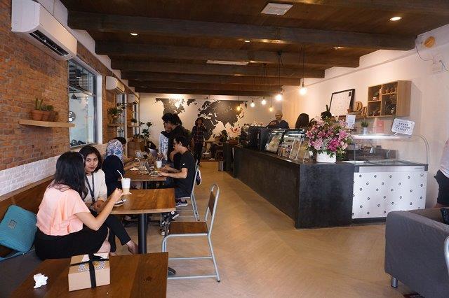 Butuh Relaxing Dikala Suntuk? 10 Rekomendasi Tempat Ngopi Daerah Jakarta Selatan Ini Patut Kalian Kunjungi! 7