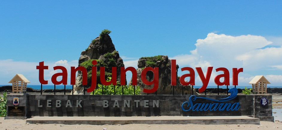 10 Rekomendasi Pilihan Pantai Terdekat Dari Kota Bandung Jawa Barat Yang Keren dan Eksotis 9