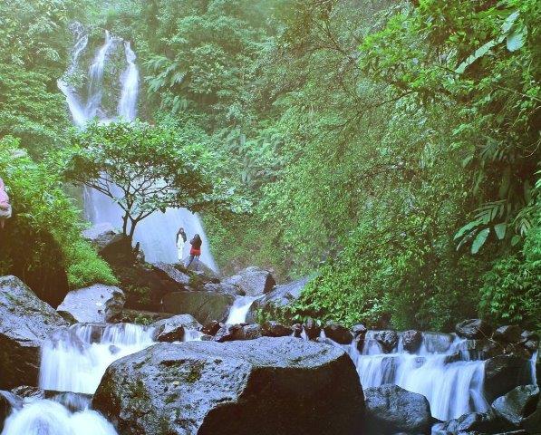 6 Cerita Warga Sekitar yang Membuat Kita Wajib Mengunjungi Curug Ciherang Bogor 1 6 Cerita Warga Sekitar yang Membuat Kita Wajib Mengunjungi Curug Ciherang Bogor 1
