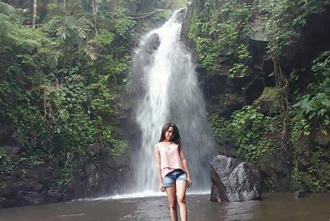 Curug Putri Kuningan, 7 Keindahan Air Terjun yang Tersembunyi di Hutan 1