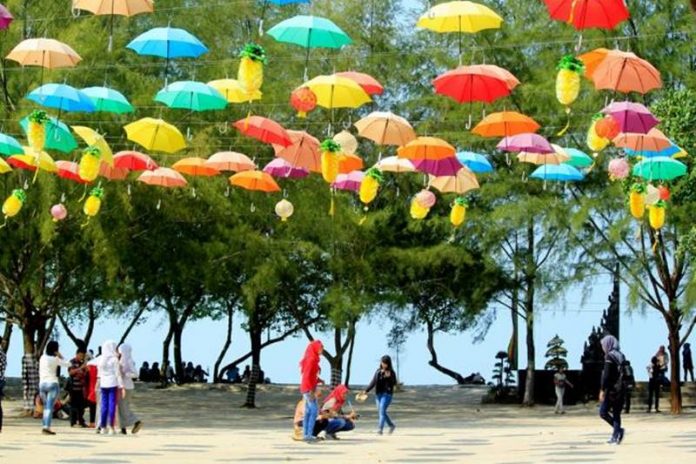 Beberapa Daftar Pantai Bagus di Medan Yang Katanya Mirip Seperti Pulau Dewata Bali 3