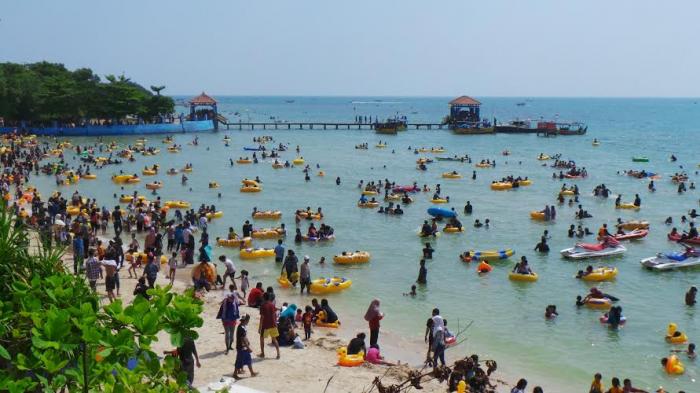 10 Pantai di Jepara Jawa Tengah Ini Juga Sangat Bagus, Mana Yang Masih Sepi dan Bisa Buat Camping? 3 10 Pantai di Jepara Jawa Tengah Ini Juga Sangat Bagus, Mana Yang Masih Sepi dan Bisa Buat Camping? 3