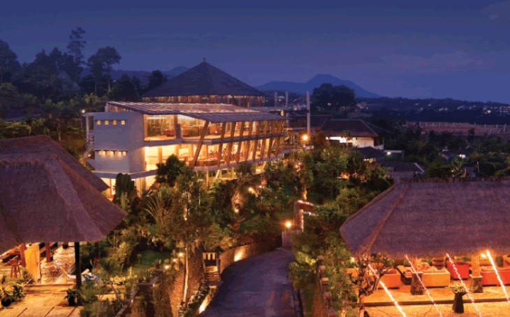 10 Rekomendasi Cafe Live Music di Bandung Yang Bikin Momen Ngumpul Makin Asik 7 10 Rekomendasi Cafe Live Music di Bandung Yang Bikin Momen Ngumpul Makin Asik 7