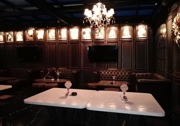 10 Rekomendasi Cafe Yang Romantis Ini Cocok Untuk Candle Light Dinner di Daerah Bandung! 2