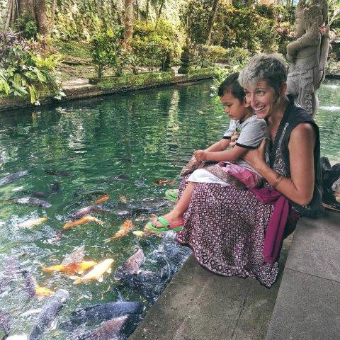 Rio Dewanto dan Atiqah Hasiholan Sudah ke Pura Gunung Kawi Sebatu, Kamu Kapan? 3 Rio Dewanto dan Atiqah Hasiholan Sudah ke Pura Gunung Kawi Sebatu, Kamu Kapan? 3