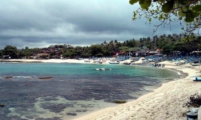 Beberapa Rekomendasi Pantai Bagus dan Alami di Wilayah Jawa Barat, Ada Yang Jarang Dikunjungi 7 Beberapa Rekomendasi Pantai Bagus dan Alami di Wilayah Jawa Barat, Ada Yang Jarang Dikunjungi 7