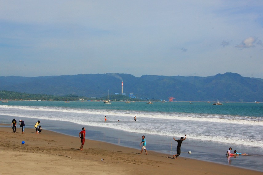 Beberapa Rekomendasi Pantai Bagus dan Alami di Wilayah Jawa Barat, Ada Yang Jarang Dikunjungi 8 Beberapa Rekomendasi Pantai Bagus dan Alami di Wilayah Jawa Barat, Ada Yang Jarang Dikunjungi 8