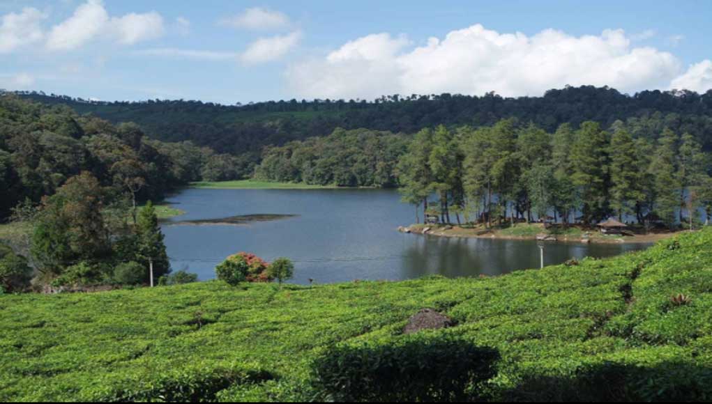 5 Rekomendasi Wisata Danau Vulkanik di Negara Indonesia Yang Sangat Cantik, Wajib Untuk Kalian Kunjungi! 1 5 Rekomendasi Wisata Danau Vulkanik di Negara Indonesia Yang Sangat Cantik, Wajib Untuk Kalian Kunjungi! 1