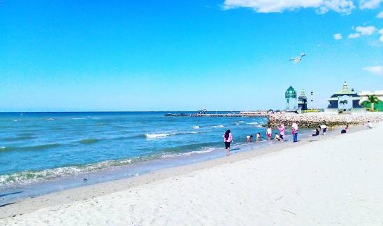 10 Pantai di Lamongan dan Sekitarnya Terkenal Indah Serta Masih Adakah Yang Tersembunyi 2 10 Pantai di Lamongan dan Sekitarnya Terkenal Indah Serta Masih Adakah Yang Tersembunyi 2