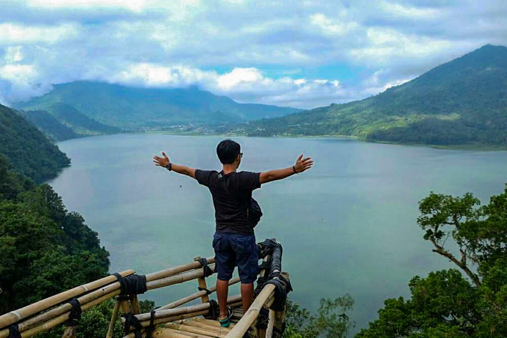 5 Rekomendasi Danau Dengan Track Paling Ekstrim di Daerah Rinjani Yang Sangat Indah dan Cantik 4