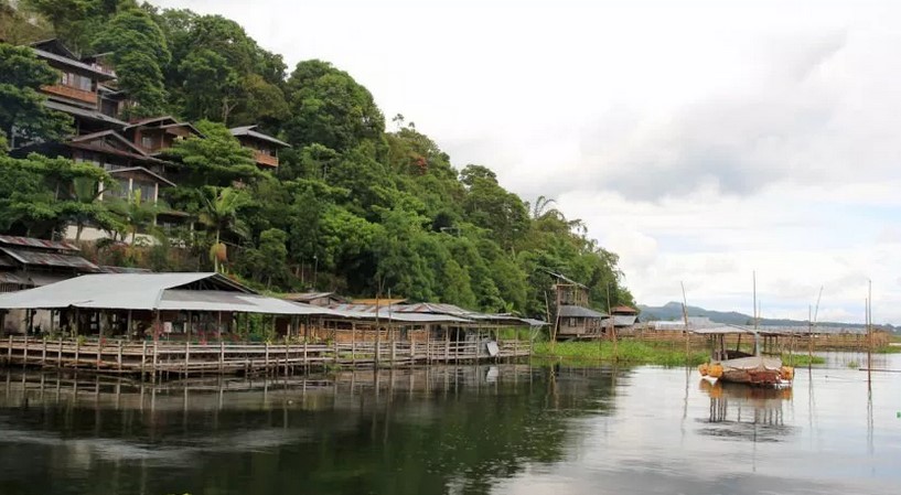 5 Rekomendasi Wisata Danau Yang Menyuguhkan Pemandangan Indah Dekat Manado, Wajib Untuk Kalian Dikunjungi 1