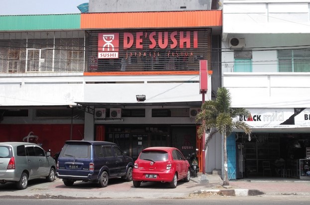 10 Referensi Cafe Paling Oke Buat Nongkrong di Daerah Makassar Saat Kantong Sedang Tipis! 2