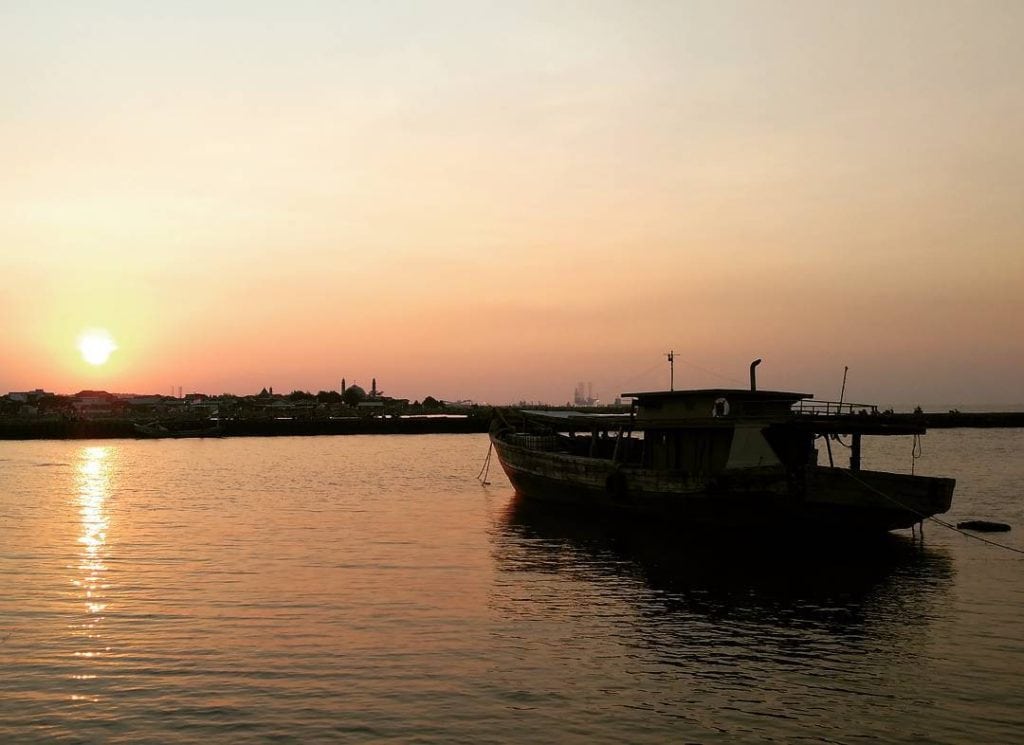 Beberapa Potret Pantai Terindah di Sekitar Wilayah Pasuruan Yang Terbaru dan Adakah Pasir Putih? 2