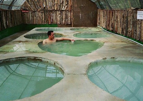 8 Aktivitas di Pemandian Air Panas Ciseeng Jawa Barat 2 8 Aktivitas di Pemandian Air Panas Ciseeng Jawa Barat 2