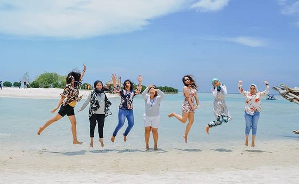 6 Alasan Mengapa Kamu Tidak Boleh Melewatkan Pulau Untung Jawa Dalam Menghabiskan Waktu Libur 1