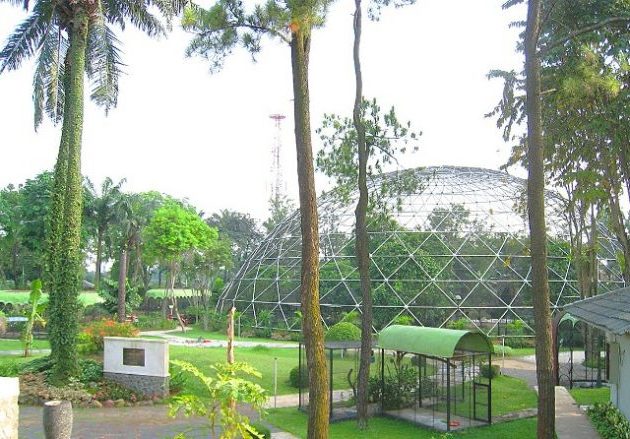 Wahana Apa Saja Yang Ada di Taman Mini Indonesia Indah? 4