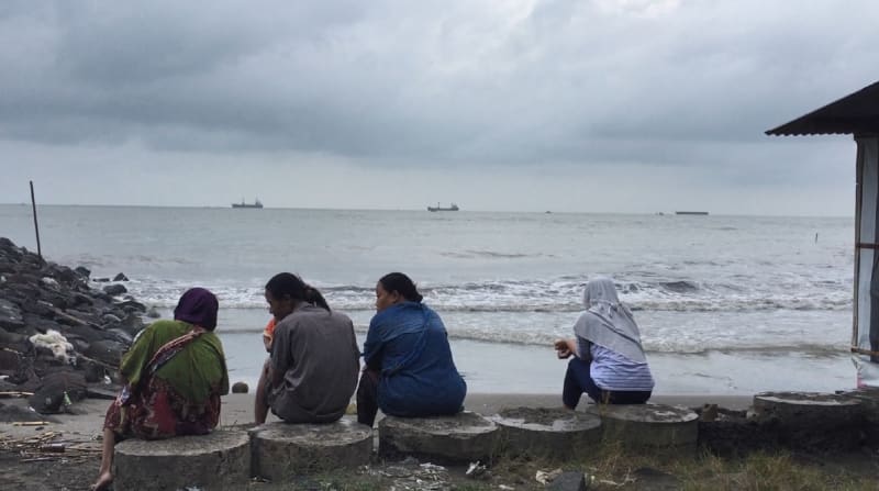 Beberapa Nama Pantai Yang Masih Bagus di Daerah Tegal dan Berapa Harga Tiket Masuknya? 4