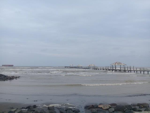 Beberapa Nama Pantai Yang Masih Bagus di Daerah Tegal dan Berapa Harga Tiket Masuknya? 5