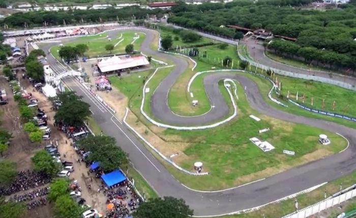 Main Air di Waterpark Kenjeran Surabaya 7