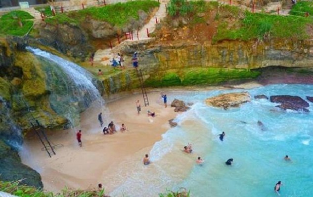 10 Pantai di Wonogiri dan Sekitarnya Yang Indah, Apakah Bisa Untuk Berenang Atau Camping? 7