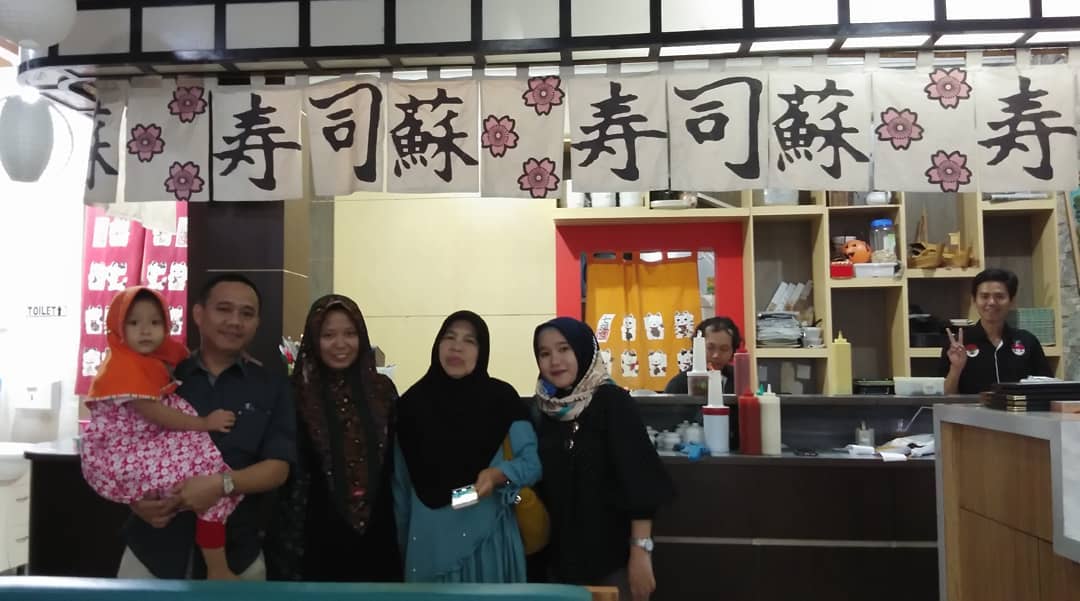 15 Rekomendasi Tempat Makan Enak di Wilayah Palembang Untuk Keluarga Yang Lagi Hits 10