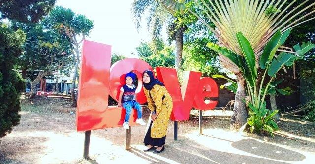 30 Rekomendasi Tempat Wisata Instagramable di Kuningan Jawa Barat Yang Lagi Hits 4 30 Rekomendasi Tempat Wisata Instagramable di Kuningan Jawa Barat Yang Lagi Hits 4