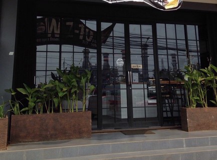 6 Rekomendasi Coffee Shop di Daerah Jakarta Utara Yang Cozy Buat Nongkrong Sambil Co-Working 6 6 Rekomendasi Coffee Shop di Daerah Jakarta Utara Yang Cozy Buat Nongkrong Sambil Co-Working 6