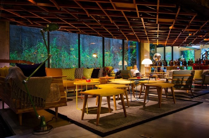 6 Rekomendasi Tempat Nongkrong 24 Jam di Daerah Jakarta Pusat, Bikin Betah Para Pengunjung! 1 6 Rekomendasi Tempat Nongkrong 24 Jam di Daerah Jakarta Pusat, Bikin Betah Para Pengunjung! 1