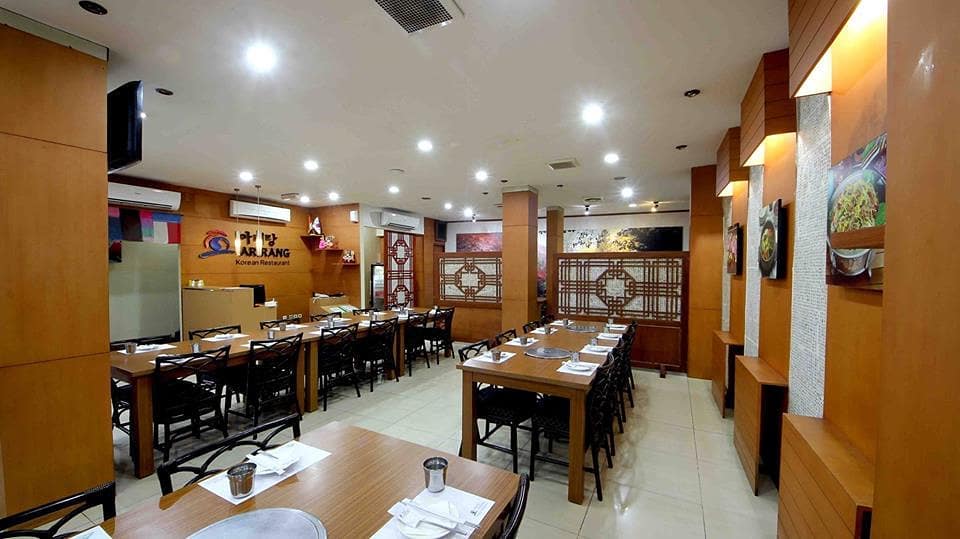 16 Daftar Pilihan Tempat Makan di Cirebon Untuk Keluarga Yang Terkenal dan Adakah Buka 24 Jam? 13 16 Daftar Pilihan Tempat Makan di Cirebon Untuk Keluarga Yang Terkenal dan Adakah Buka 24 Jam? 13