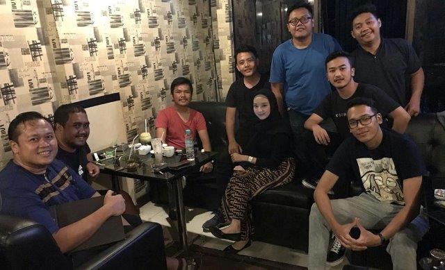 40 Referensi Tempat Makan Terkenal Enak di Wilayah Depok, Manakah Yang Punya Playground? 21