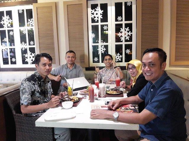 40 Rekomendasi Tempat Makan di Surabaya Terkenal Enak Dengan Harga Murah dan Instagramable 3 40 Rekomendasi Tempat Makan di Surabaya Terkenal Enak Dengan Harga Murah dan Instagramable 3