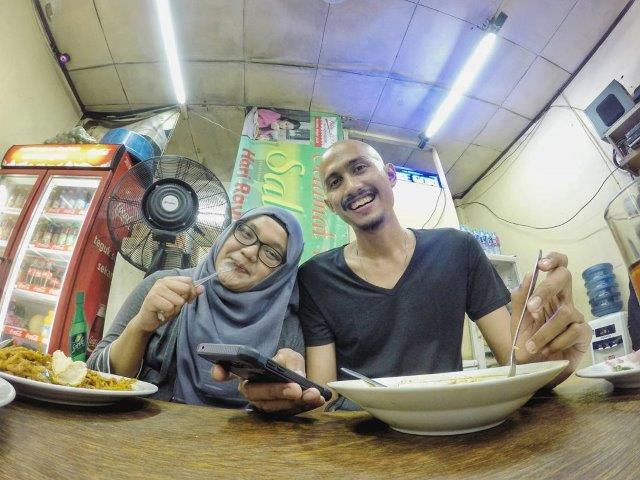 40 Referensi Tempat Makan Terkenal Enak di Wilayah Depok, Manakah Yang Punya Playground? 31