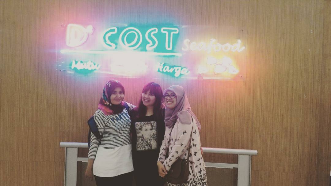 40 Rekomendasi Tempat Makan di Surabaya Terkenal Enak Dengan Harga Murah dan Instagramable 38 40 Rekomendasi Tempat Makan di Surabaya Terkenal Enak Dengan Harga Murah dan Instagramable 38