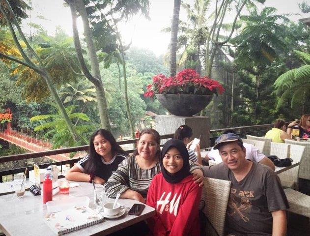 40 Rekomendasi Tempat Makan di Bogor Enak Yang Harganya Murah dan Bisa Untuk Keluarga 43