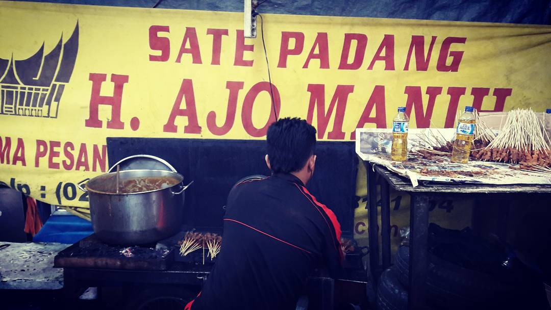 15 Rekomendasi Tempat Makan Enak di Rawamangun Untuk Keluarga Yang Murah dan Nyaman 4