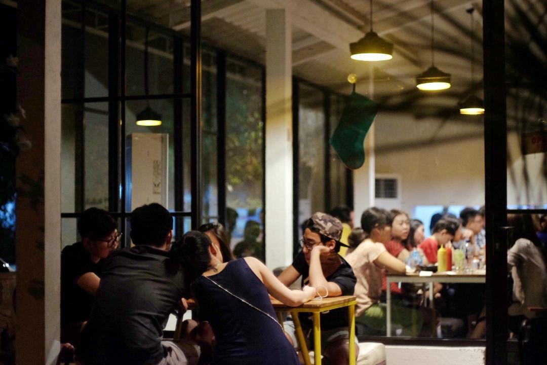 Bingung Mau Malmingan Kemana? 6 Rekomendasi Cafe Hits di Daerah Pekalongan Ini Bisa Jadi Solusinya 4