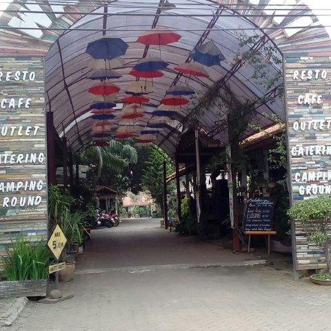 6 Rekomendasi Tempat Nongkrong Daerah Bekasi Yang Buka 24 Jam Cocok Kalian Kunjungi Saat Bosan 6 6 Rekomendasi Tempat Nongkrong Daerah Bekasi Yang Buka 24 Jam Cocok Kalian Kunjungi Saat Bosan 6