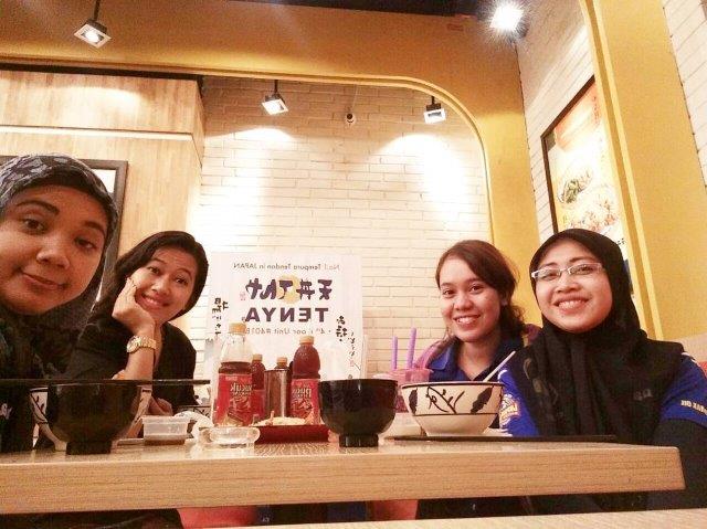 15 Daftar Tempat Makan di Taman Anggrek Yang Enak dan Adakah Restoran Jepang Atau Korea? 6