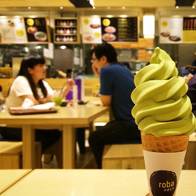 15 Daftar Tempat Makan di Taman Anggrek Yang Enak dan Adakah Restoran Jepang Atau Korea? 7