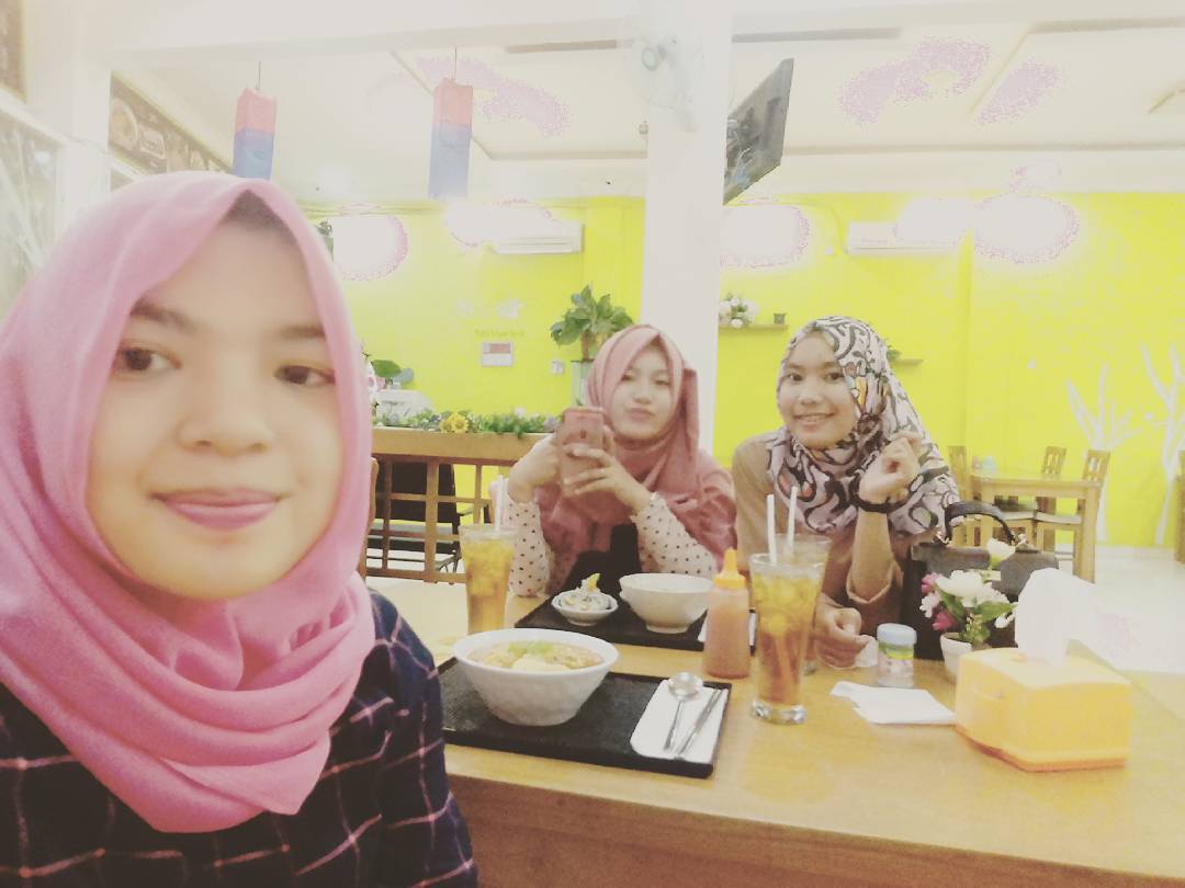 15 Rekomendasi Tempat Makan Enak di Wilayah Palembang Untuk Keluarga Yang Lagi Hits 9