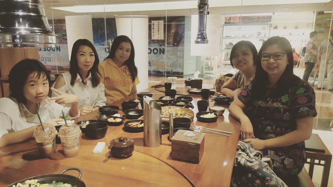 15 Daftar Tempat Makan di Taman Anggrek Yang Enak dan Adakah Restoran Jepang Atau Korea? 9