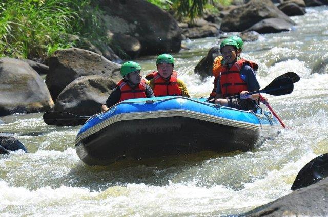 Asyiknya Rafting di Sungai Citarik 9 Asyiknya Rafting di Sungai Citarik 9