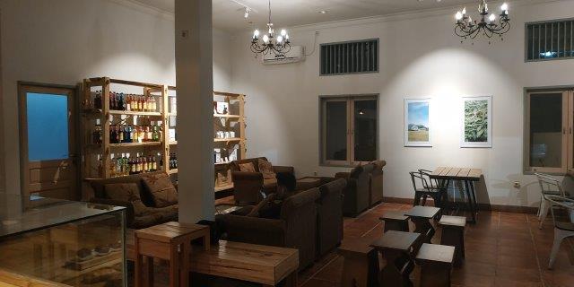 Bosen Ngafe di Tempat Mainstream? Nih 6 Referensi Cafe Unik Daerah Banjarmasin, Wajib Kalian Kunjungi! 5 Bosen Ngafe di Tempat Mainstream? Nih 6 Referensi Cafe Unik Daerah Banjarmasin, Wajib Kalian Kunjungi! 5