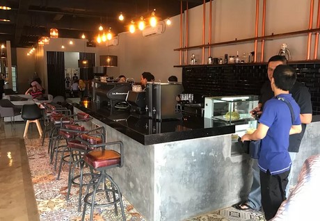 10 Rekomendasi Cafe di Bandar Lampung Ini Murah, Kekinian dan Bisa Bikin Kamu Makin Eksis! 8
